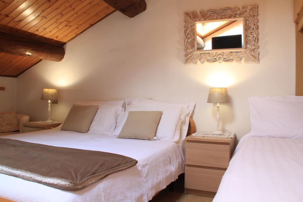 Hotel Aurora Vallarsa Habitación foto